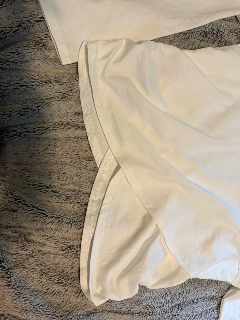 lululemon athletica White Crew Neck Top (NWT)
